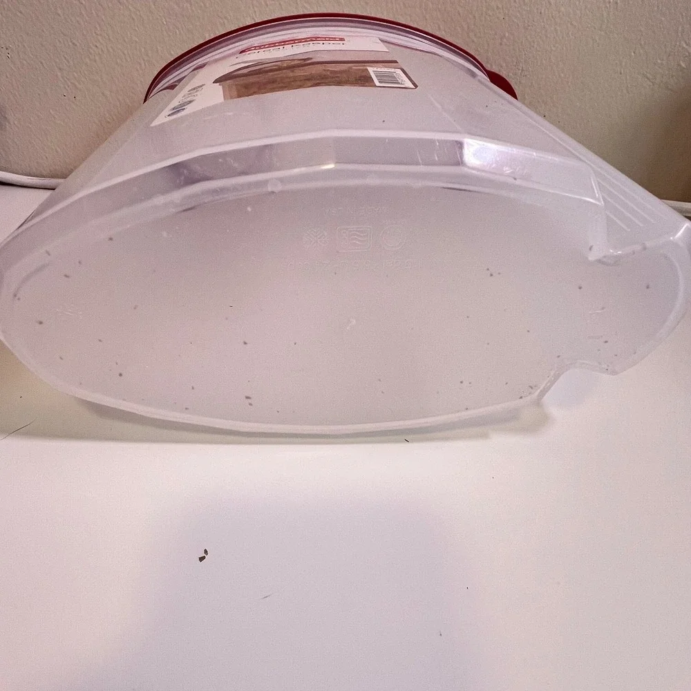 Rubbermaid 1.5 Gallon Cereal Keeper Clear Red Lid 5.68L BPA Free Storage 1923817